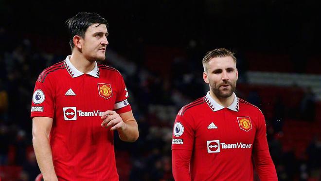 通过密切的 通过密切的