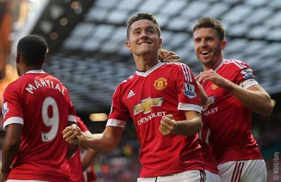 他不仅是一 他不仅是一